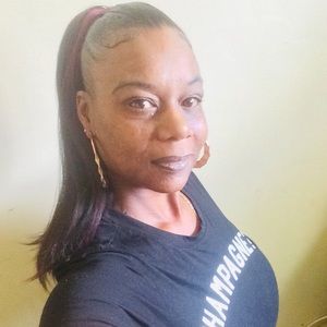 Meet your Posher, Kara